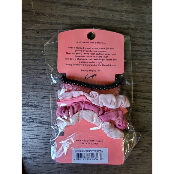 Simply Southern Mini Scrunchy Ties 4 Fabric Scrunchies and 2 Spiral Hair Ties - Picture 2 of 2
